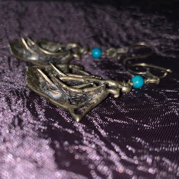 Vintage 925 Sterling Silver Cutter Earrings with Aged Patina Finish - Picture 8 of 11